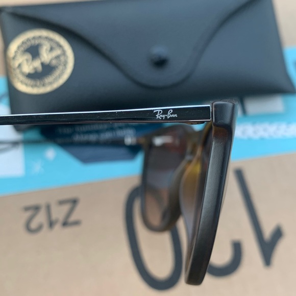 COPY - Authentic Rayban Erika - Picture 4 of 5